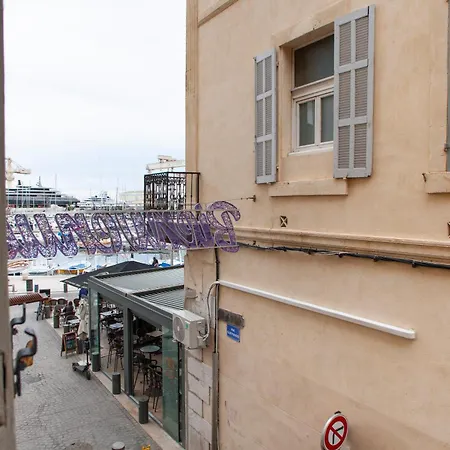 Appartamento Incroyable Sur Le Port Avec 3